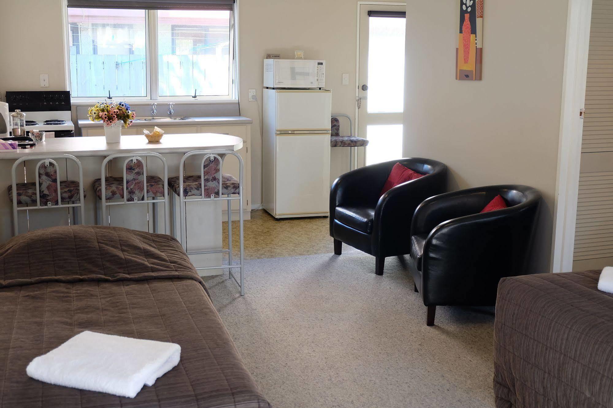 Castles Motel Nelson Extérieur photo