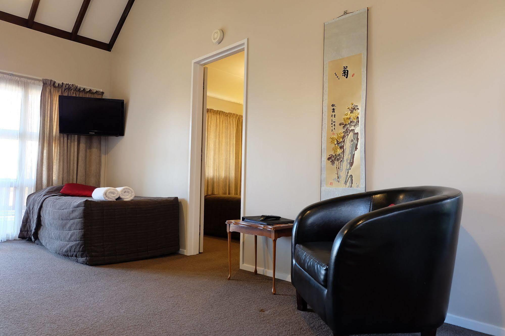 Castles Motel Nelson Extérieur photo